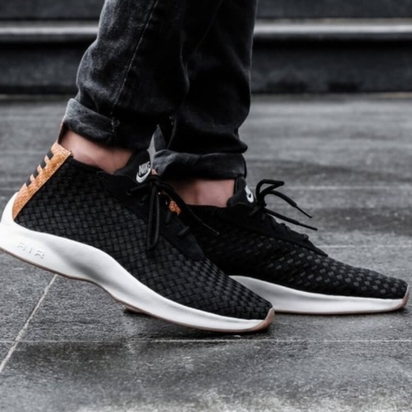 NEW Nike Air Woven Boot - Picture 2 of 8